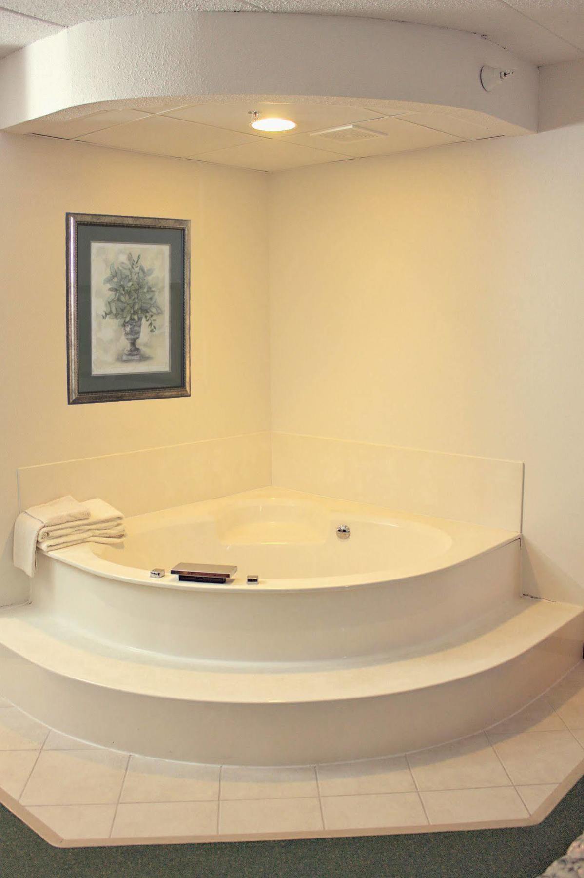 Americas Best Value Inn Annandale Екстер'єр фото